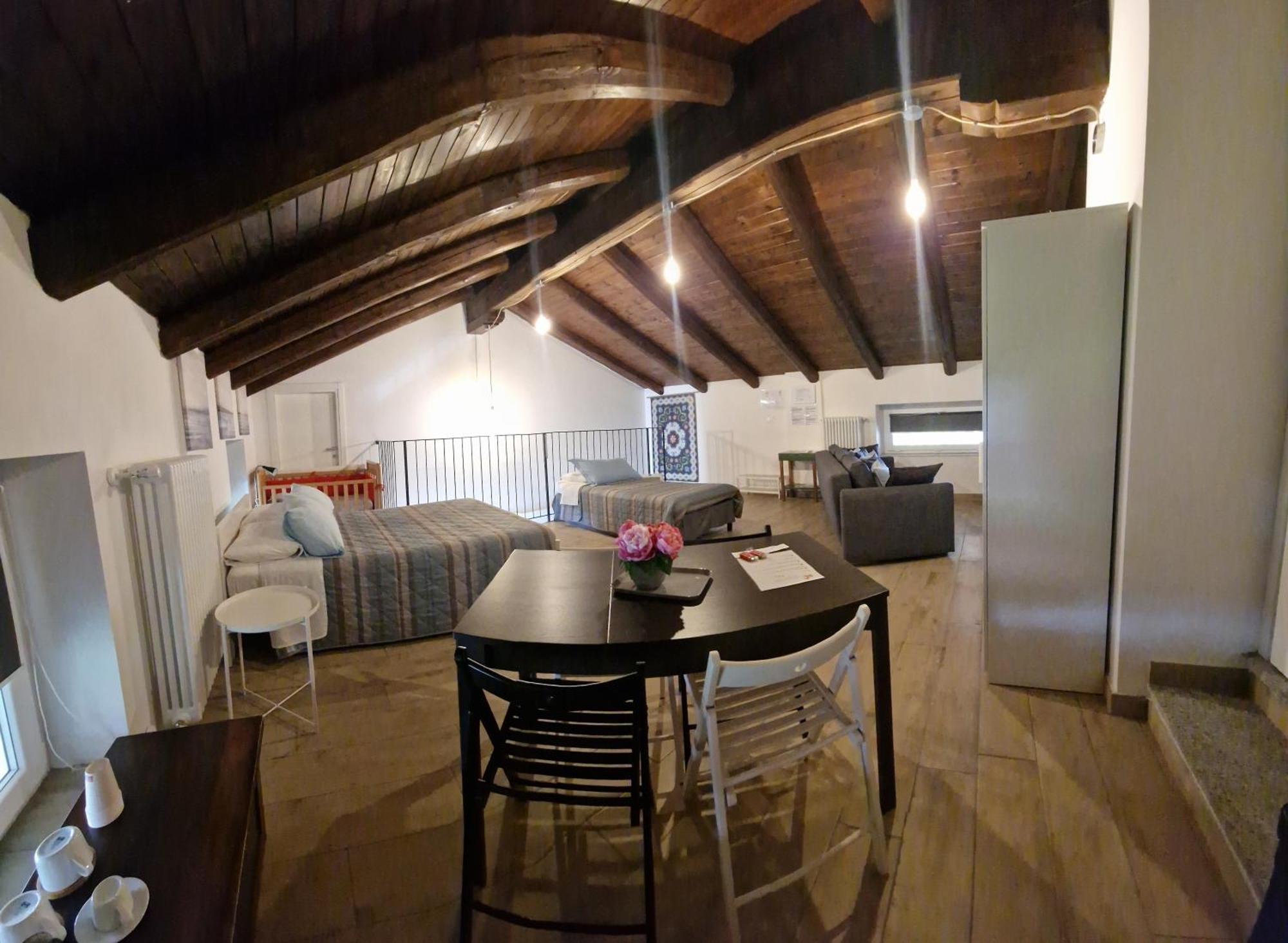 MoncrivelloLa Tana Dei Corgi住宿加早餐旅馆 外观 照片